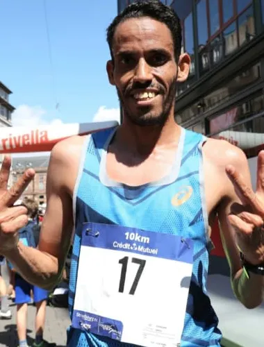 16 abida ezamzami